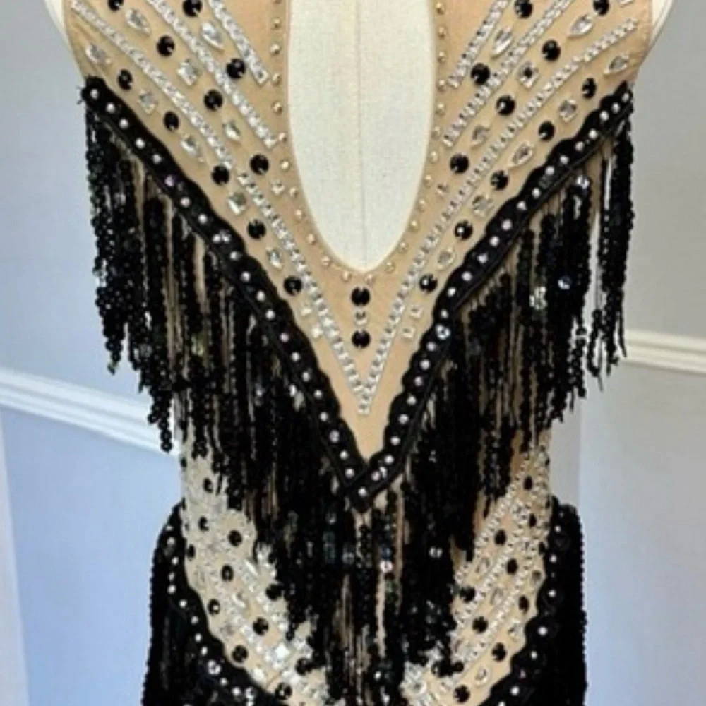 GLAMOUR SIZE XLC DANCE JAZZ COSTUME BLACK AND TAN - Picture 2 of 2